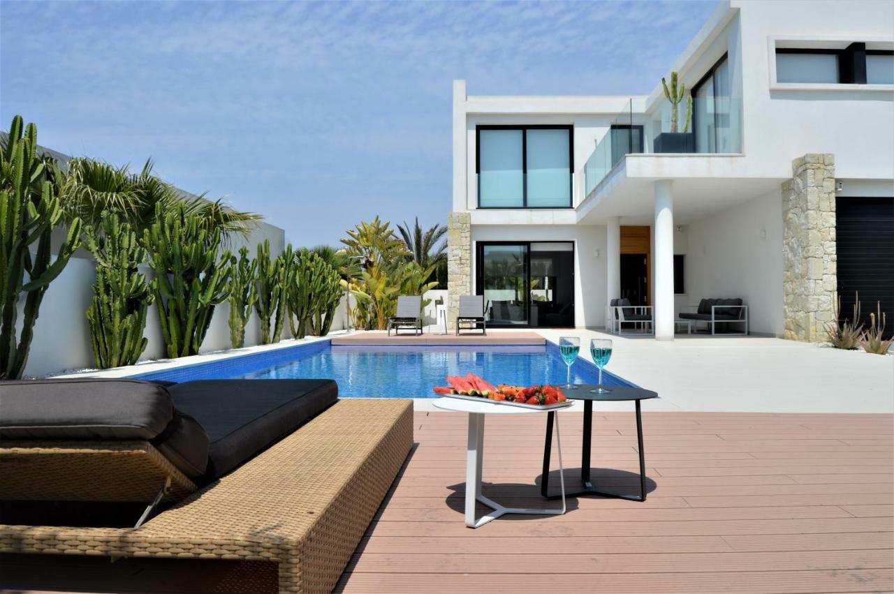Villa With Private Pool Llobregales Dış mekan fotoğraf